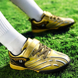 Baskets de football imperméables en cuir